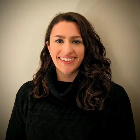 Portrait of Stefanie Molin