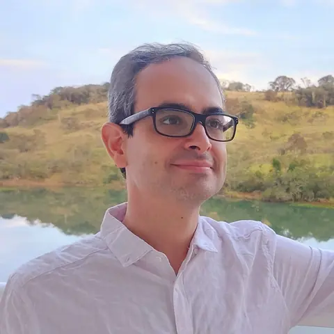 Portrait of Leonardo Rochael Almeida