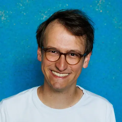 Portrait of Dennis Schulz