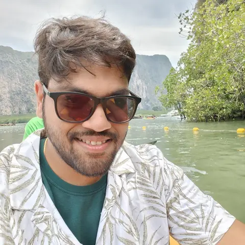 Portrait of Akshay Ballal