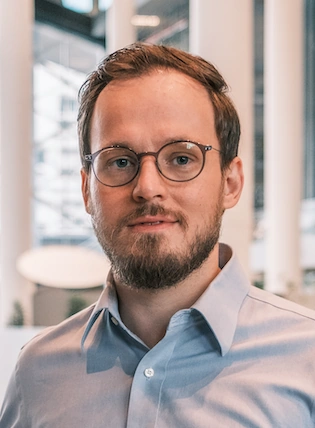 Portrait of Dr. Christian Leschinski